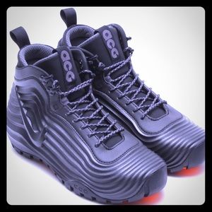 Nike Foamposite Sneaker-Boot